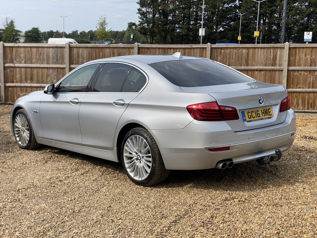 BMW 5 SERIES