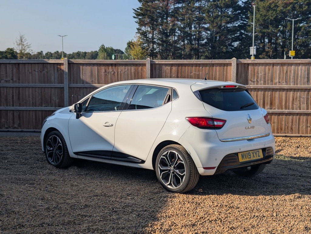 RENAULT CLIO