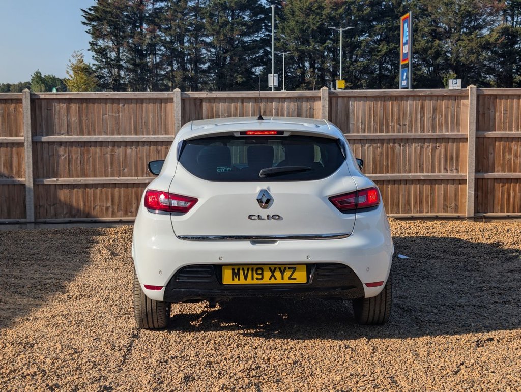 RENAULT CLIO