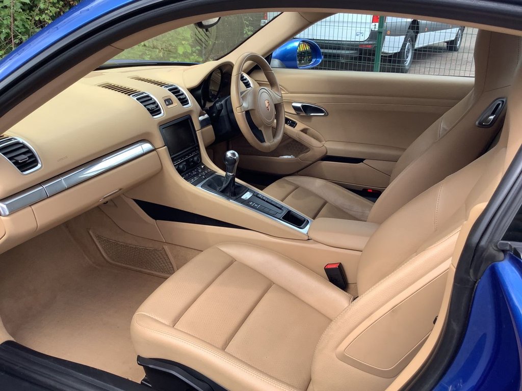 Porsche Cayman 