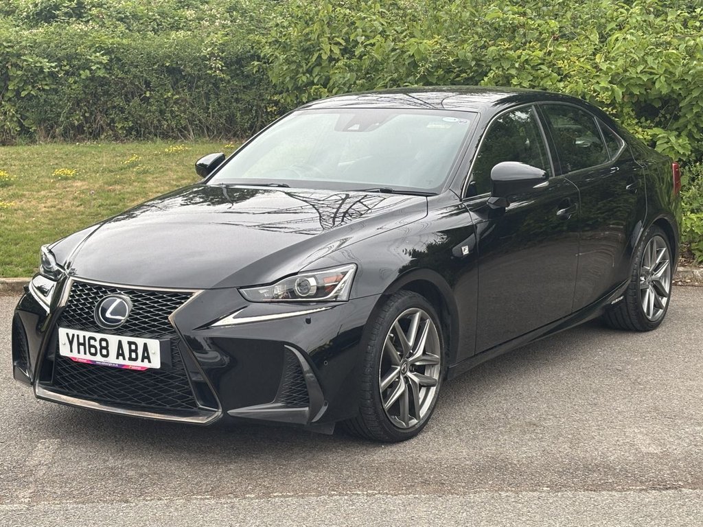 LEXUS IS