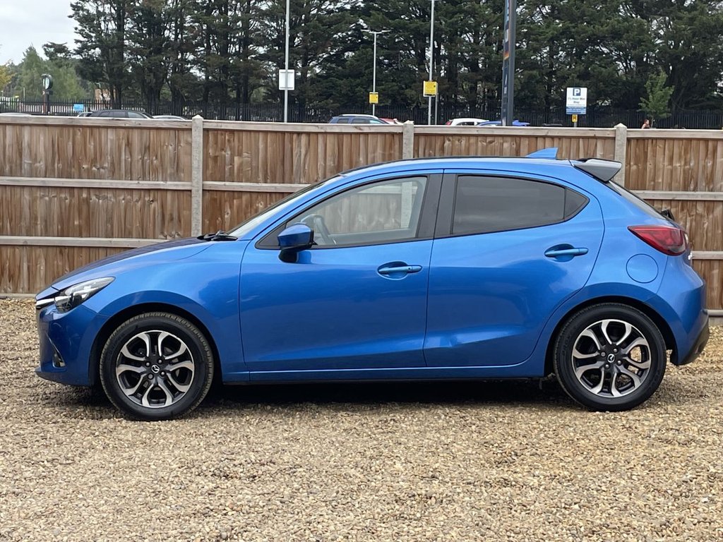 MAZDA MAZDA2