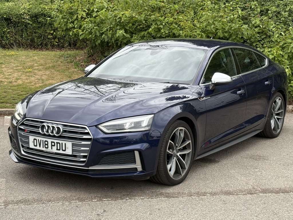 AUDI S5