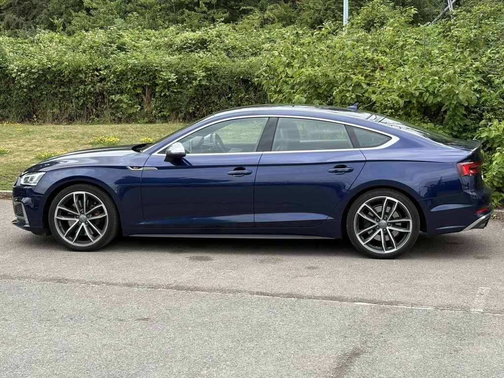 AUDI S5