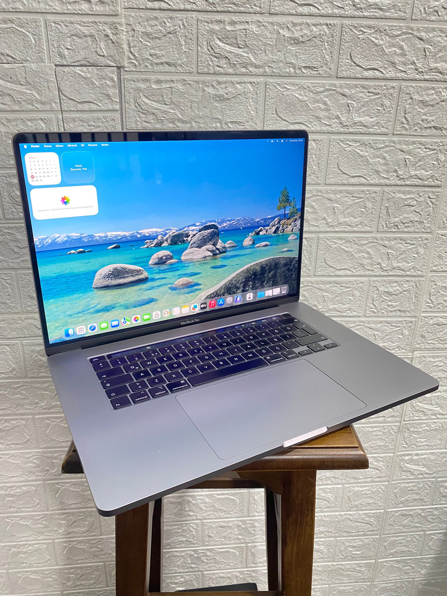 Apple MacBook Pro A2141 2019 İ9 32GB RAM 500GB SSD 5300M 4GB 16"