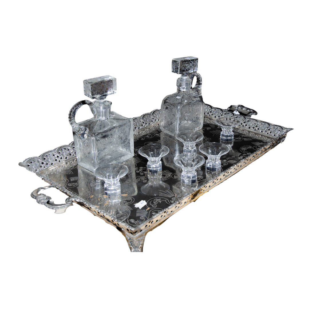 Set de botellones y copas de vidrio Baccarat