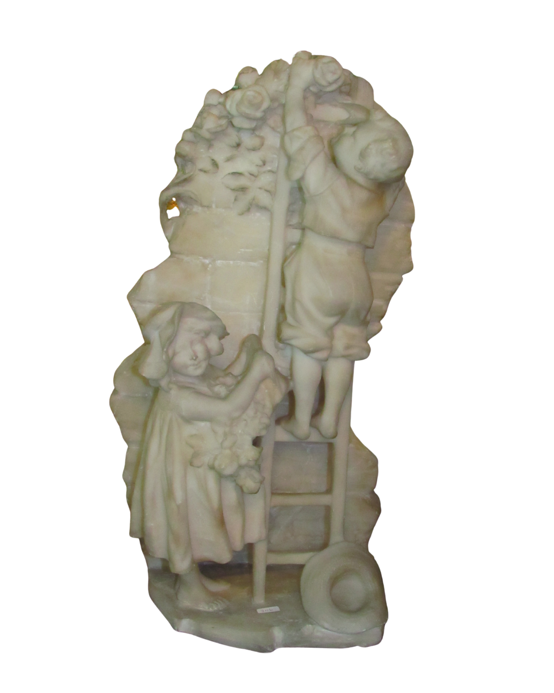 Escultura de niños en la escalera de alabastro