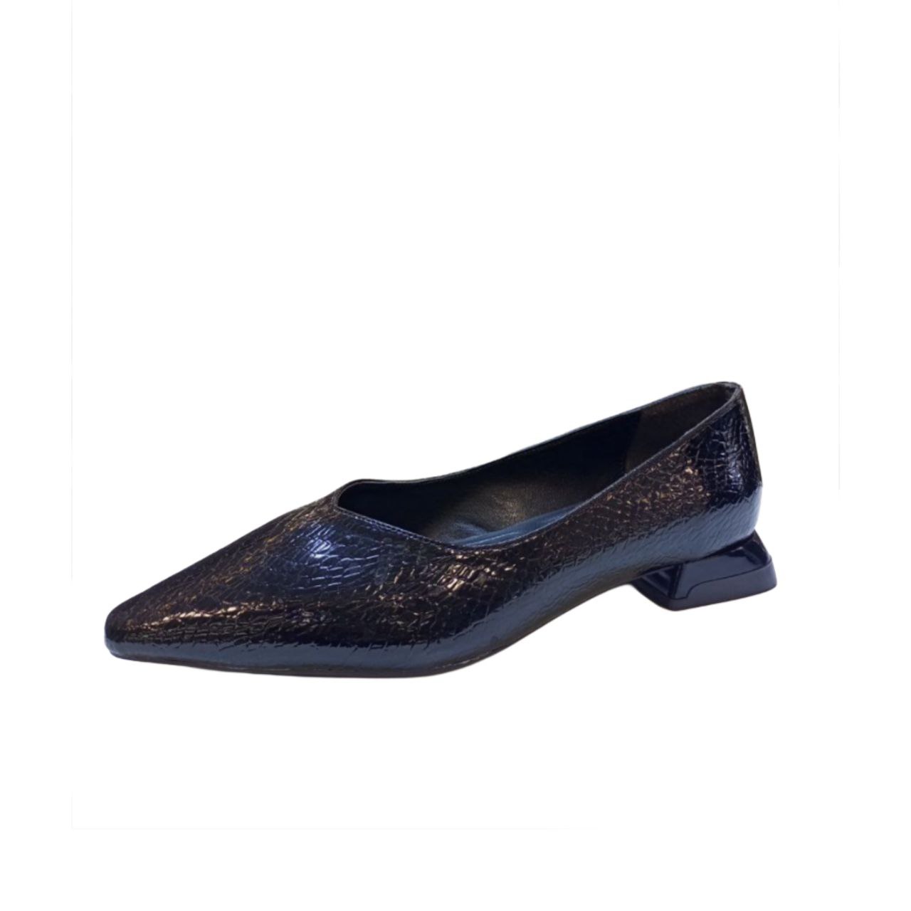 Women's Black Textured Low Heel Shoe