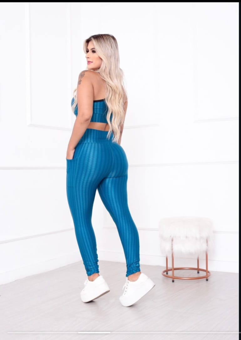 Conjunto Top com Legging