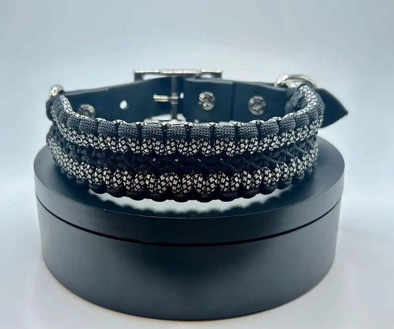 Black Toned Paracord Collar