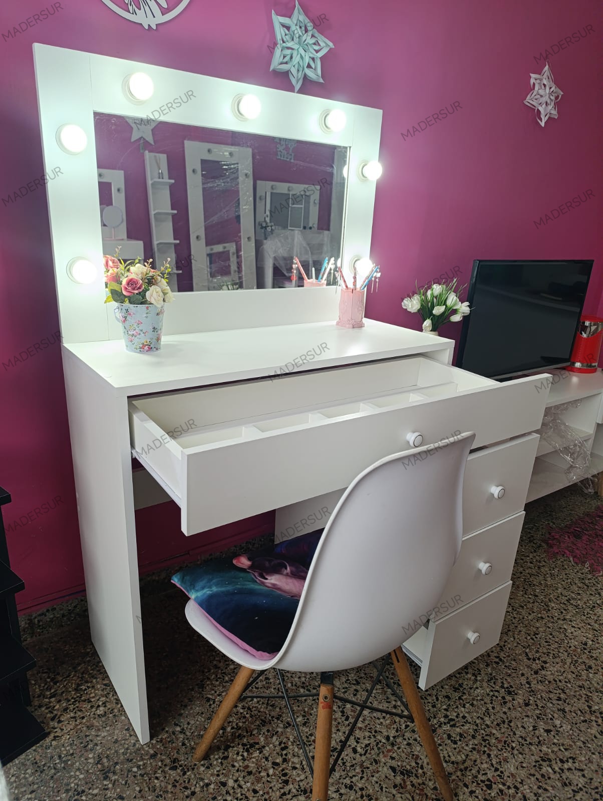 MAQUILLADOR HOLLYWWOD 90 CM ANCHO CON 4 CAJONES