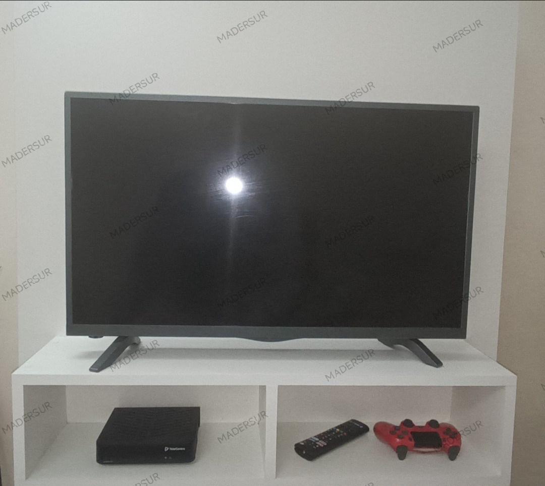 PANEL FLOTANTE TV 32"