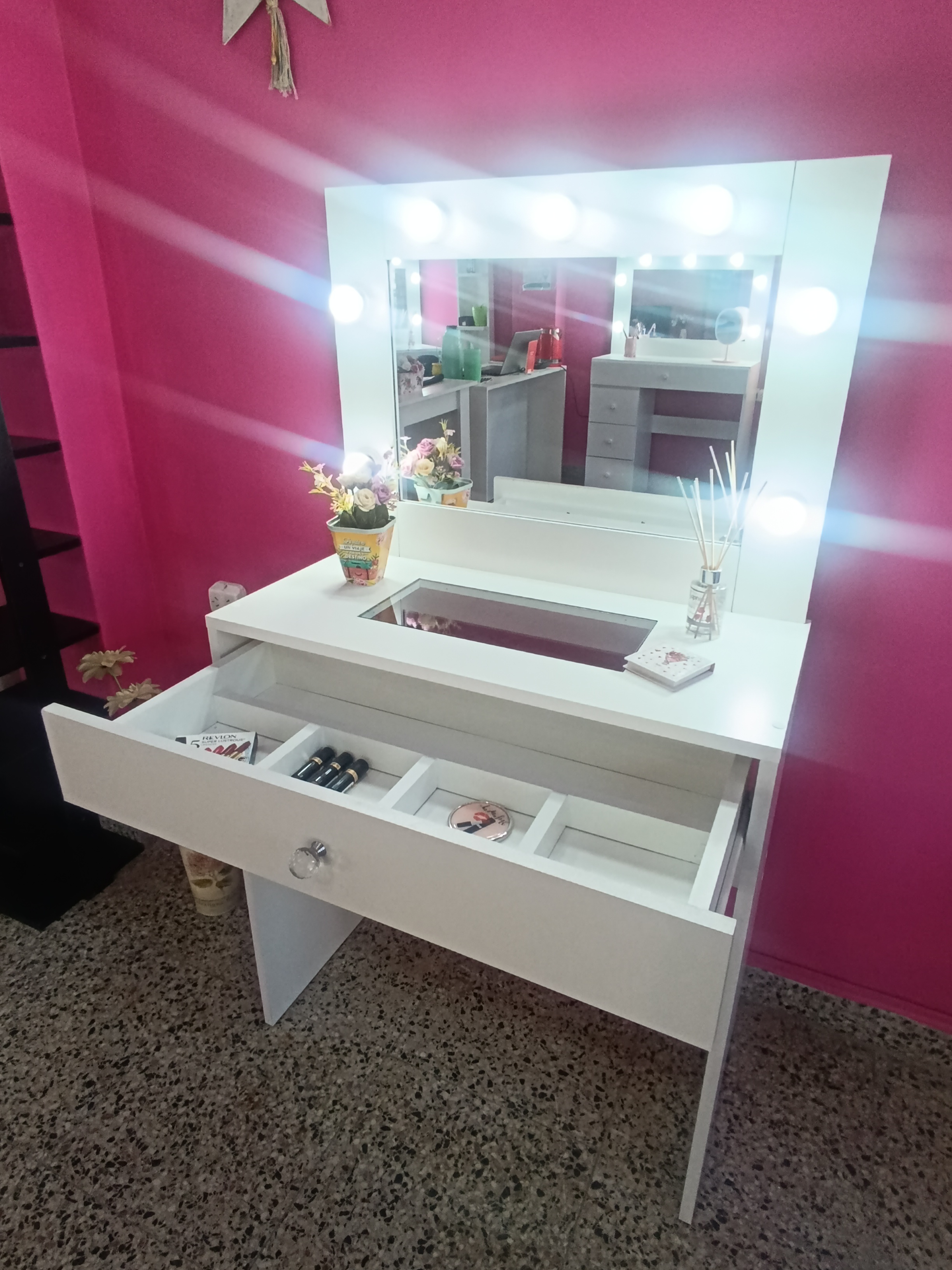 MAQUILLADOR HOLLYWOOD 80CM VISOR EN LA MESA