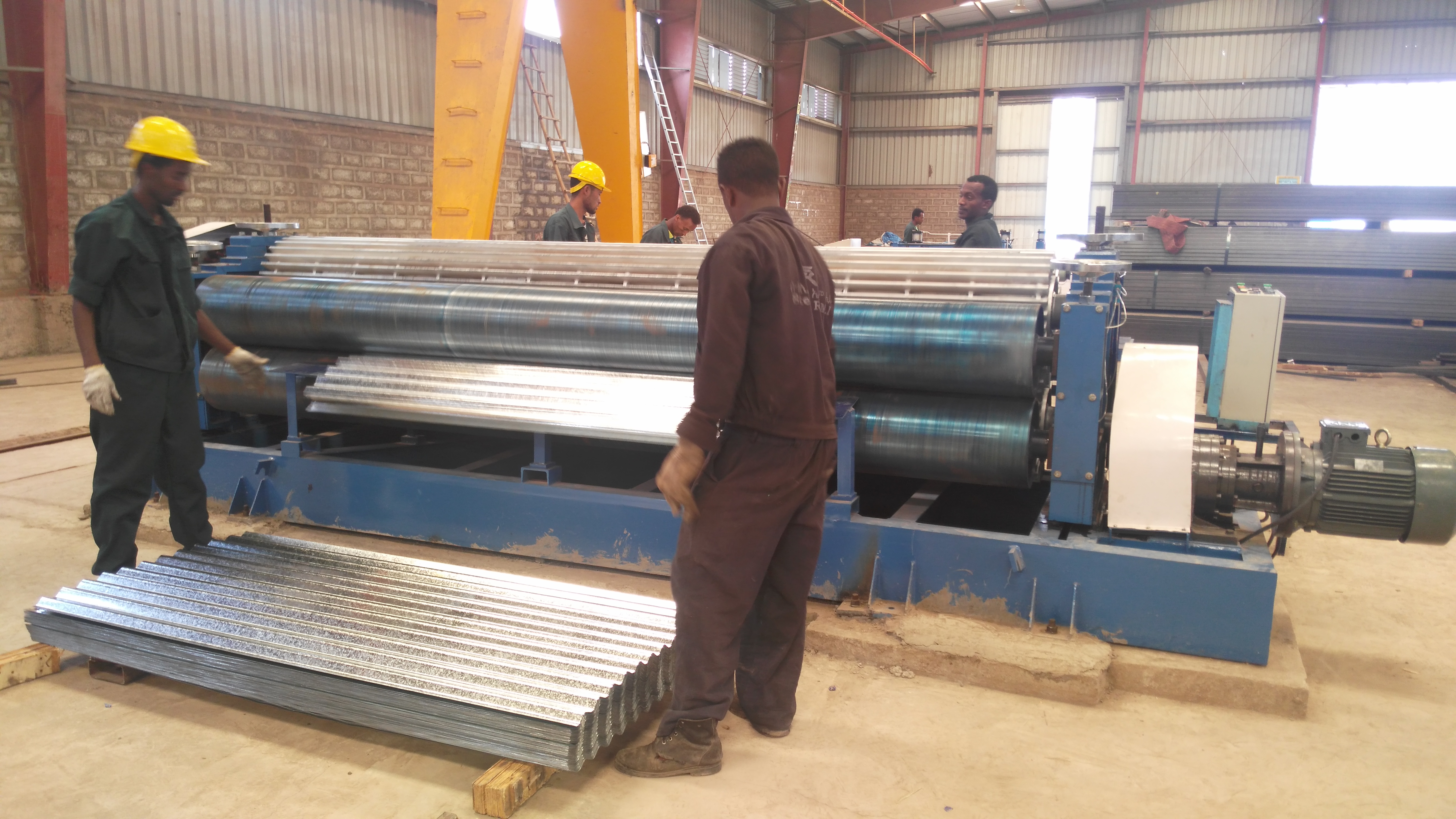 Metal Sheet Corrugating Machine