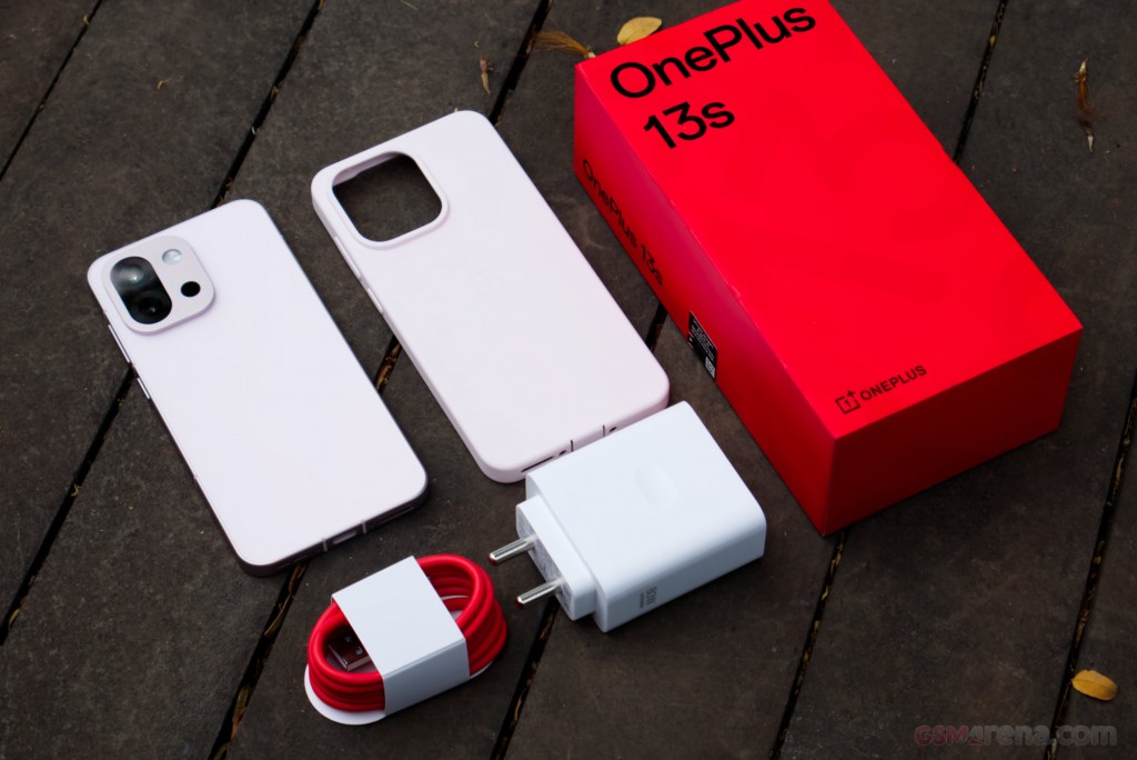 OnePlus 13S