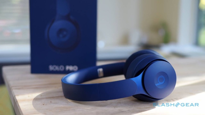 Beats Solo Pro – Dark Blue