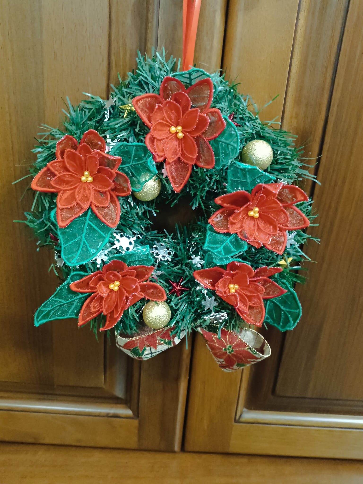 Ghirlanda con stelle di Natale