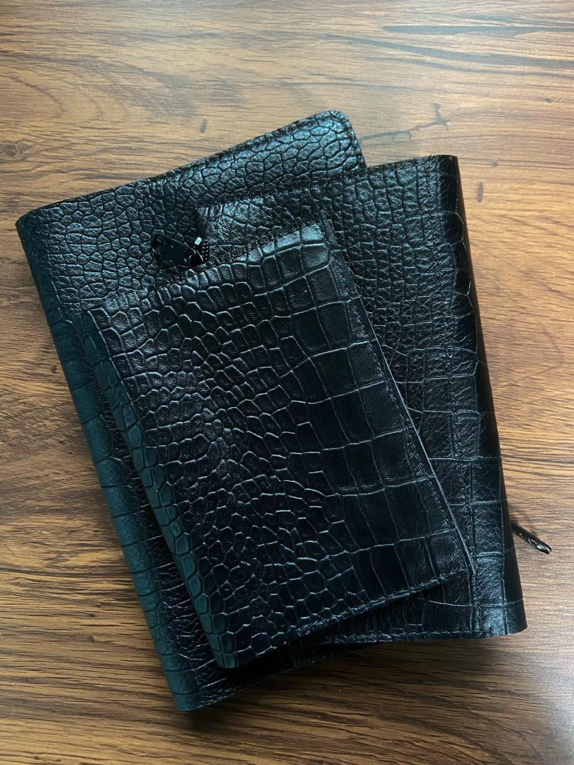 Portfolio (Matte Black)