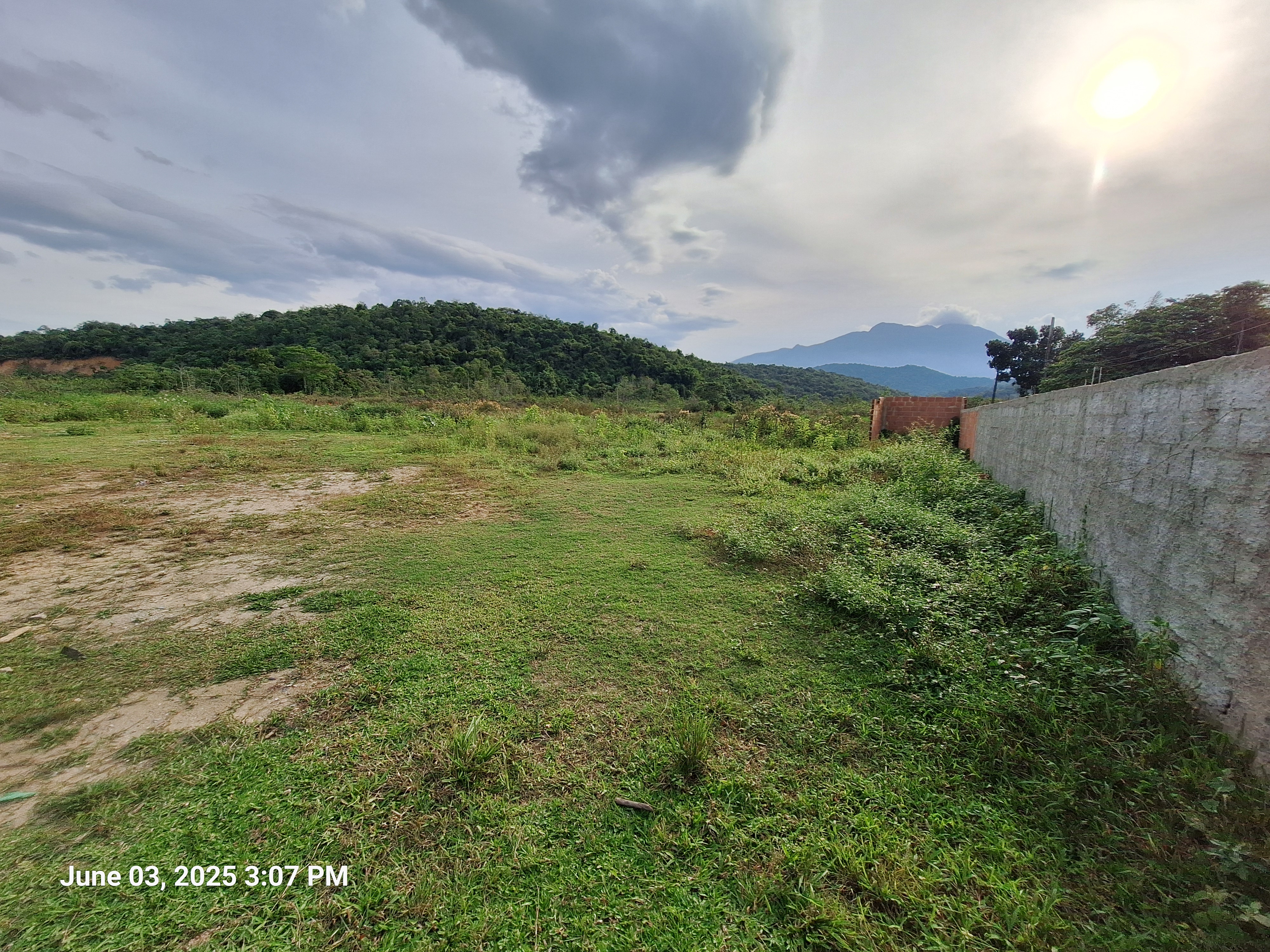 Terreno em Tinguá – Parque Estoril 975m²