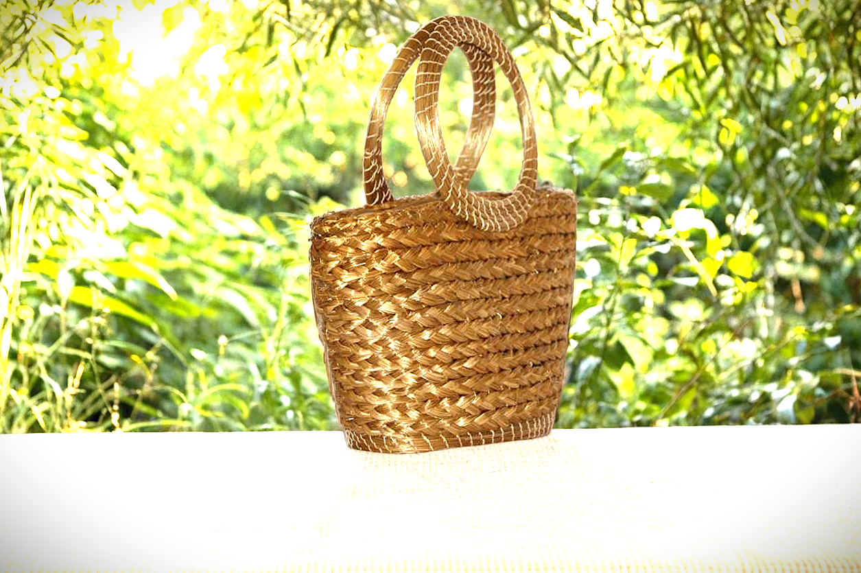 Handwoven with round handle Bag