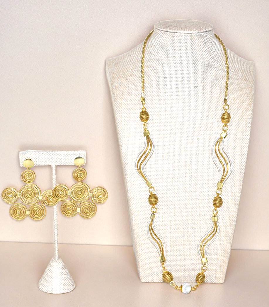 Elegant Necklace and Earring Golden and White