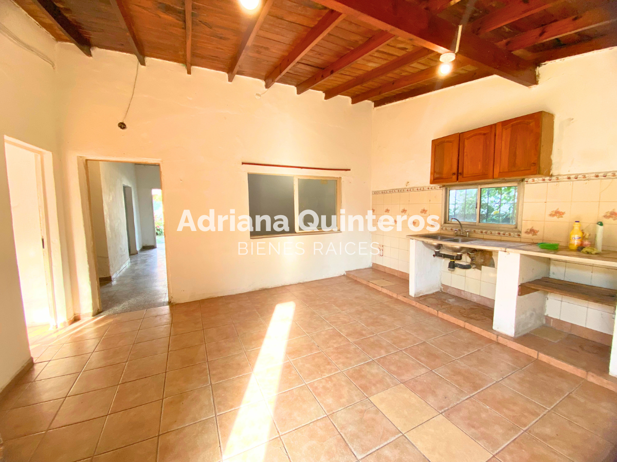 Casa con cuatro habitaciones en Villa Rosa - Financiación