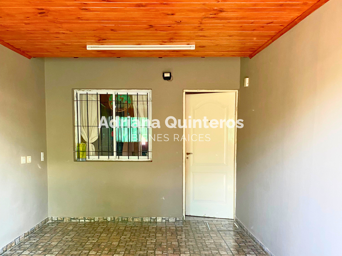 Departamento con dos habitaciones y dos baños y escritura - Villa Rosa