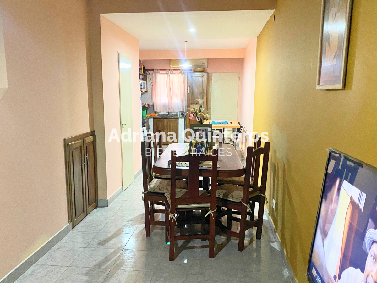 Departamento con dos habitaciones y dos baños y escritura - Villa Rosa