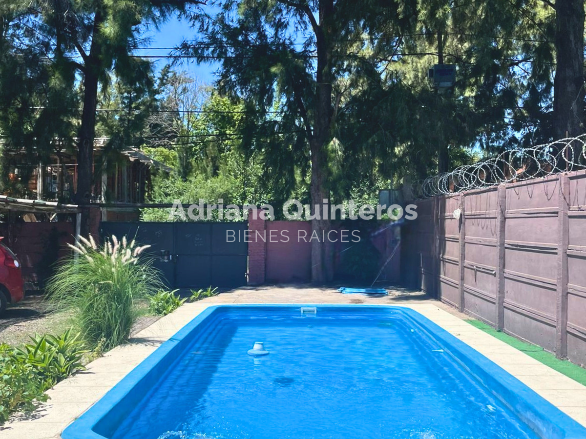 Casa quinta con 4 dormitorios y fácil acceso a panamericana - KM 50, Pilar