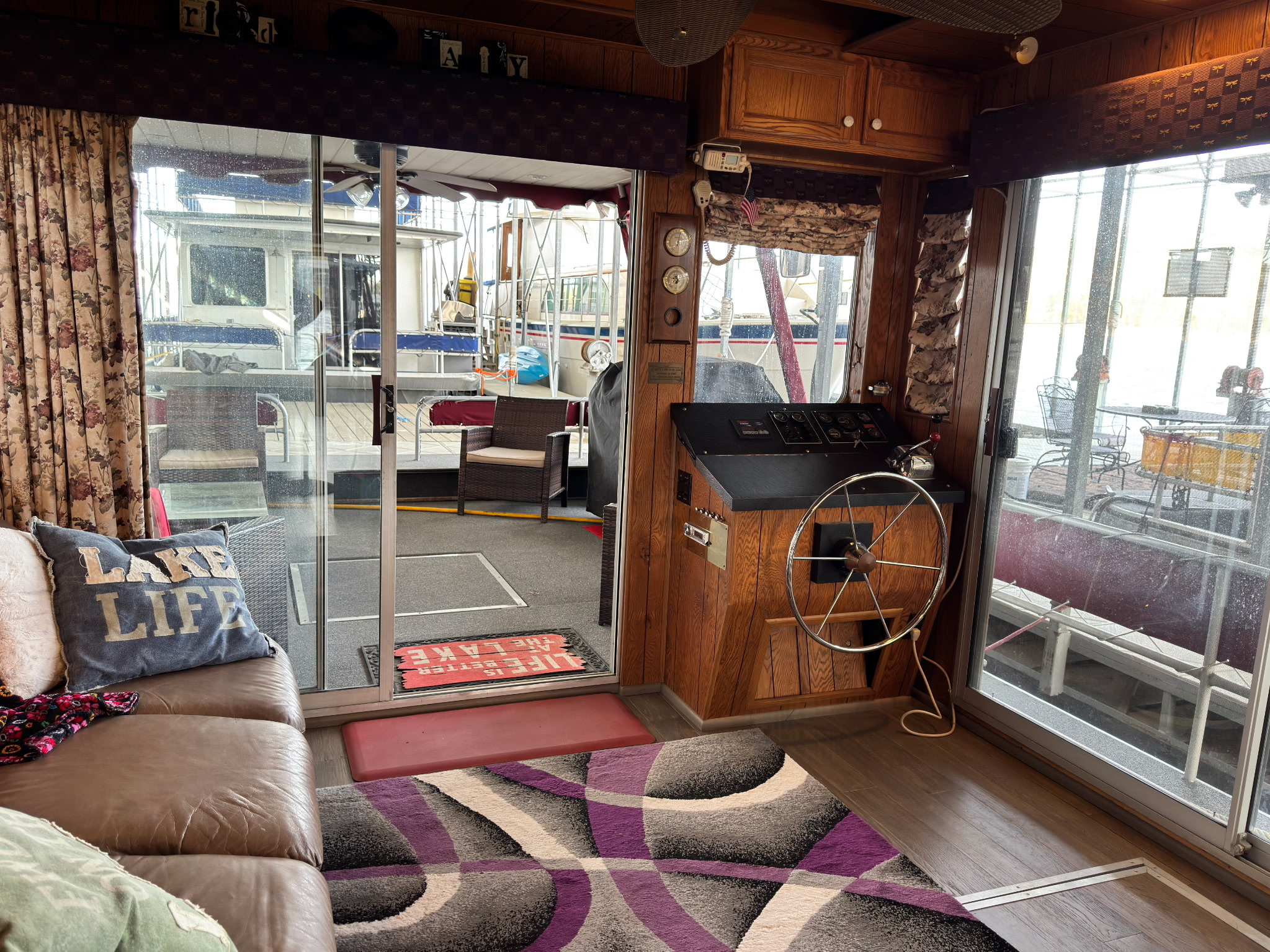 1987 Sumerset Houseboat