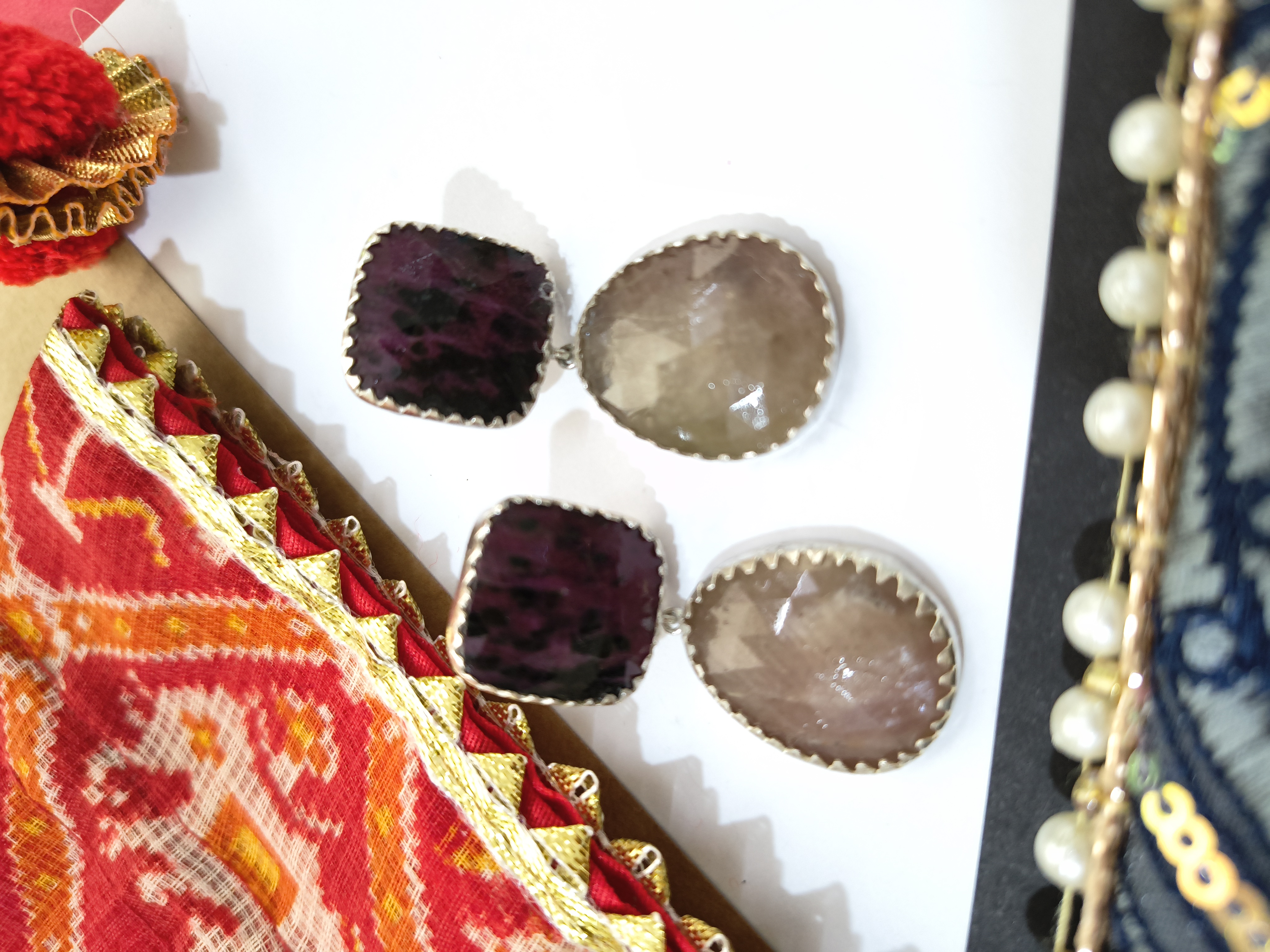 Golden sapphire Earrings