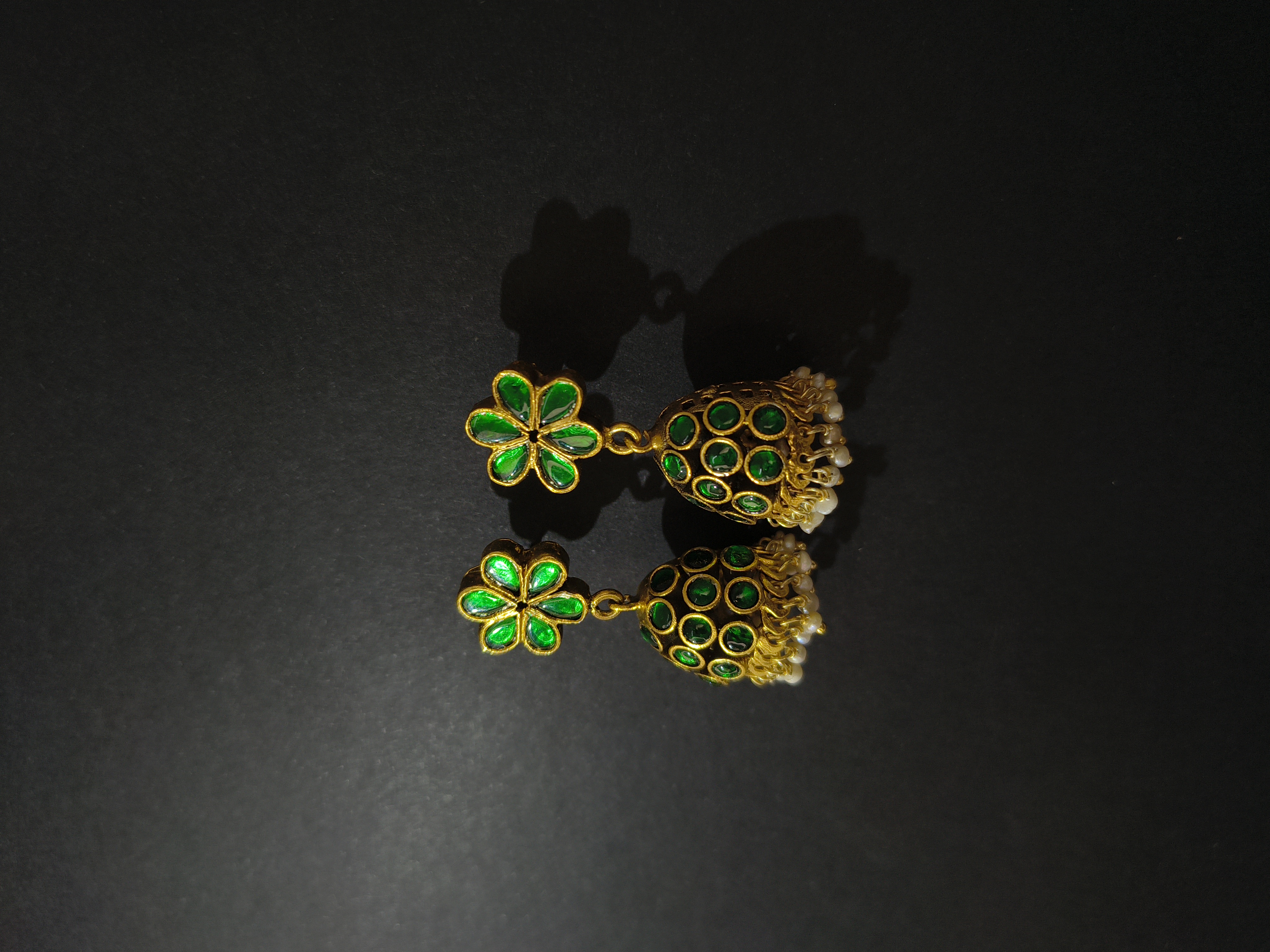 Festive desgin Kundan Jhumka Earrings