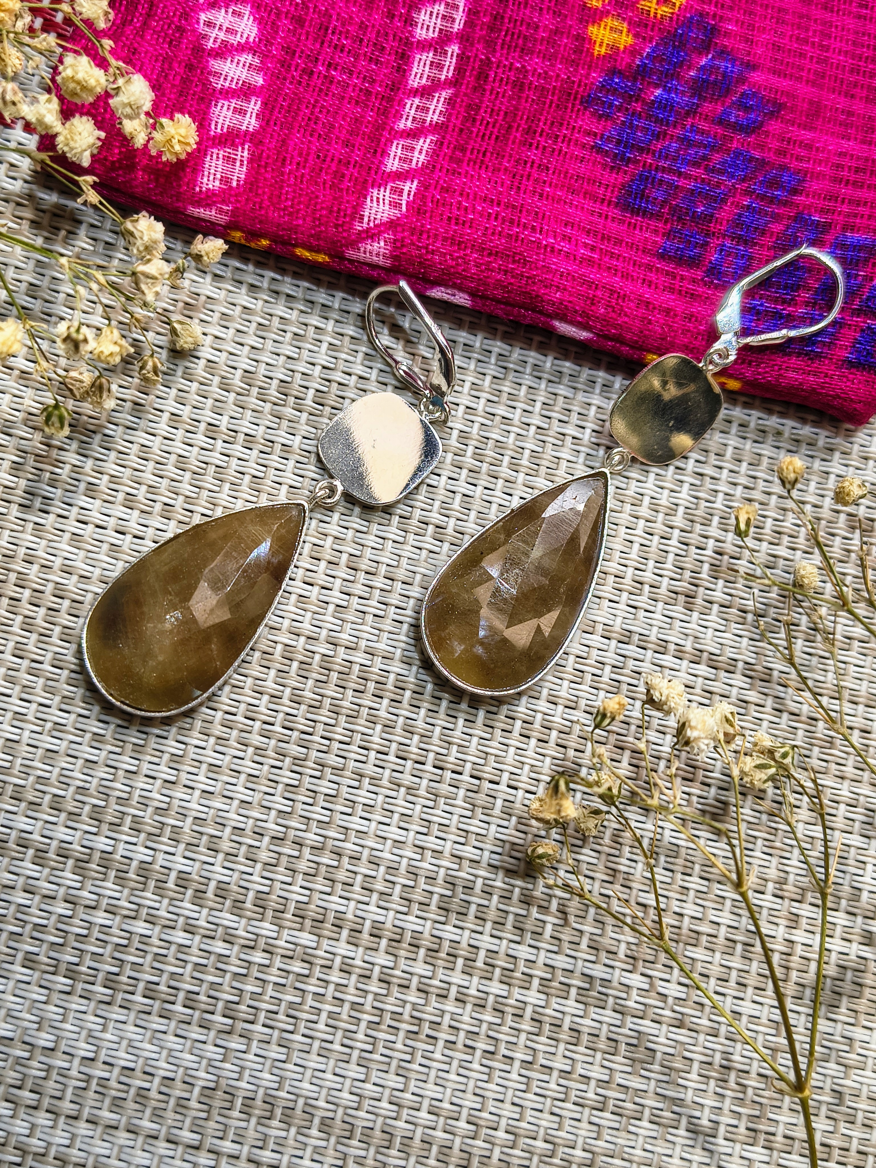 Brown teardrop sapphire earrings