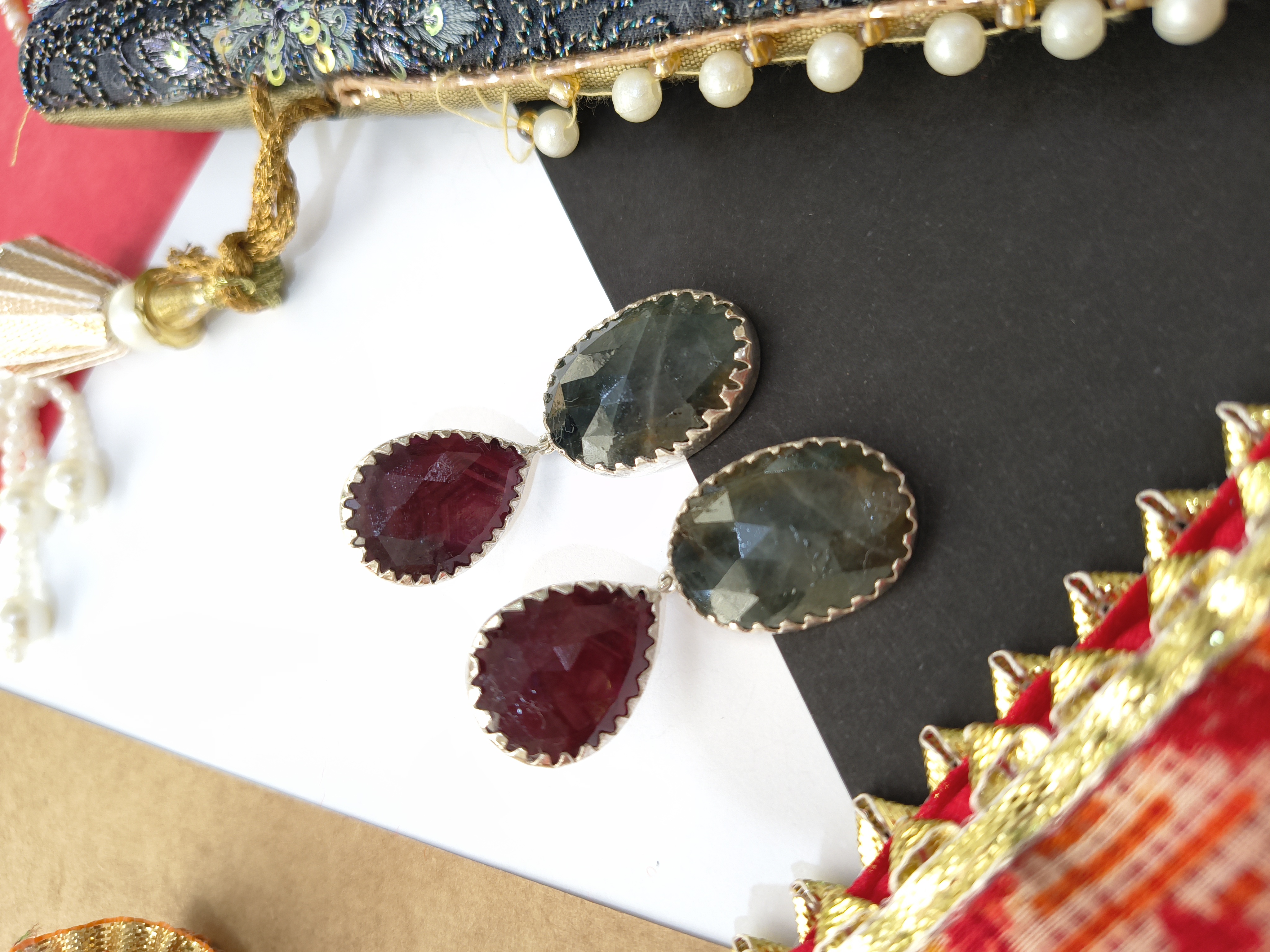 Green graded sapphire Earrings