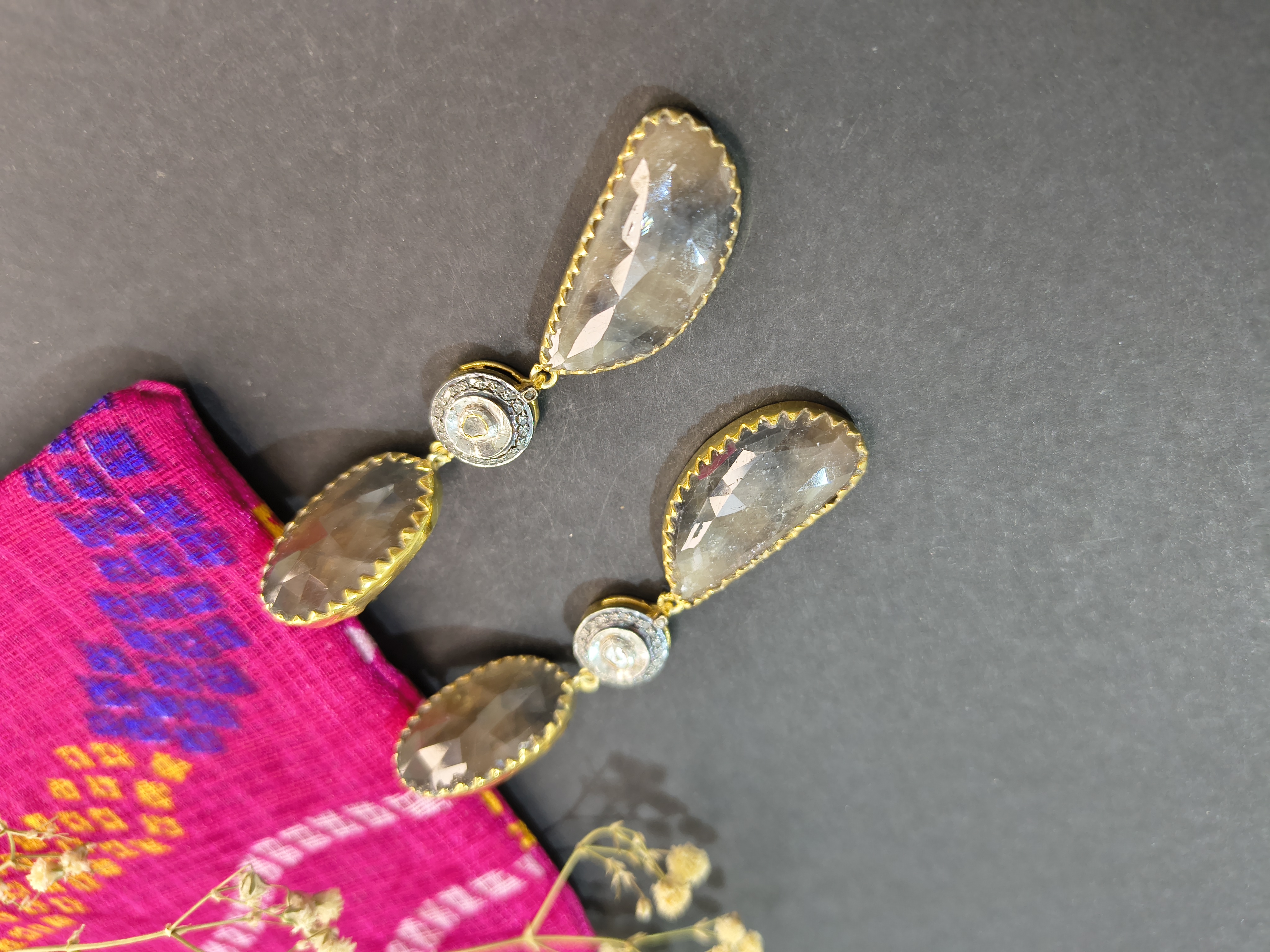 Gold sappheir Earrings