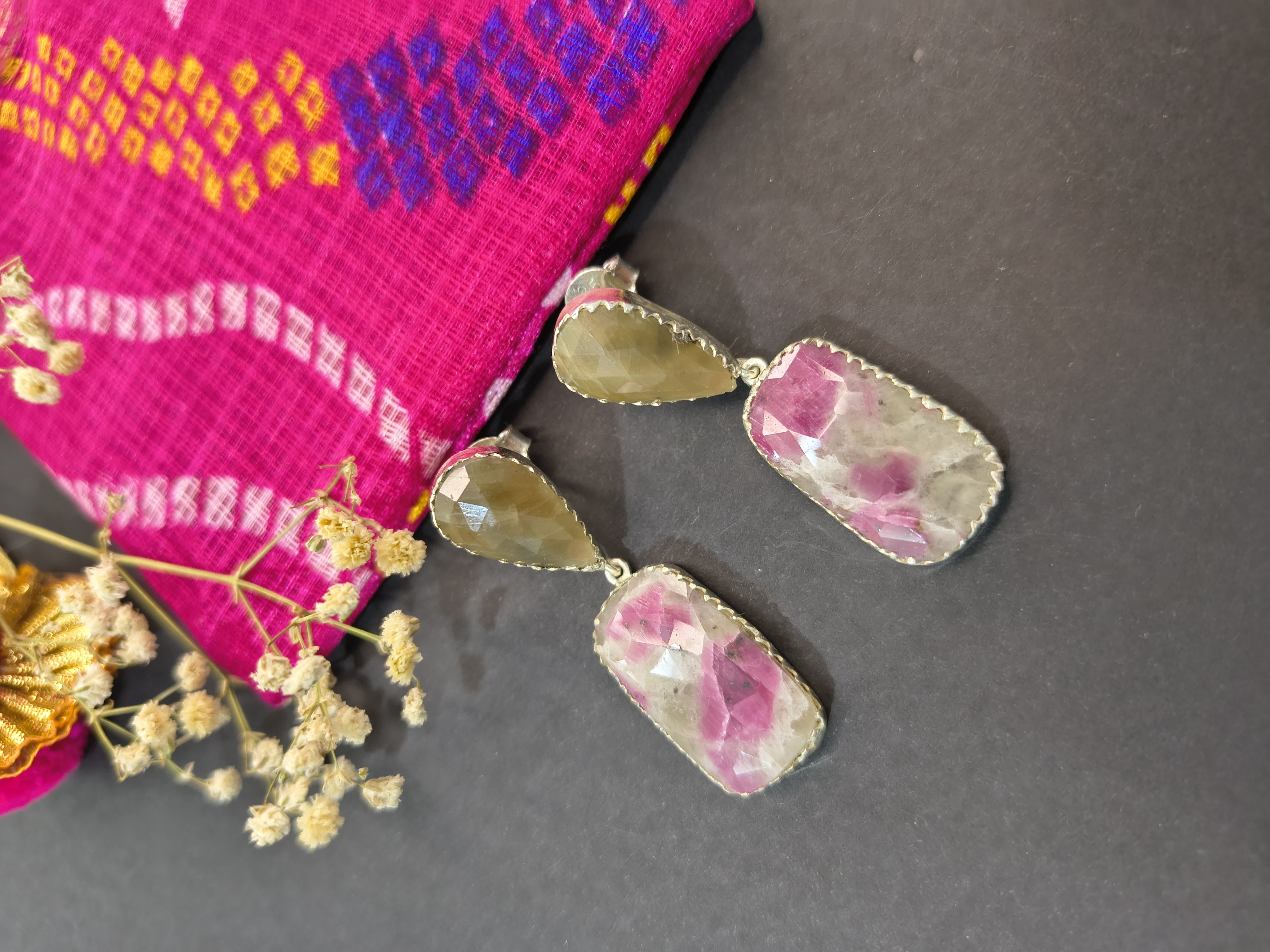 smoky pink and beige sapphire Earrings