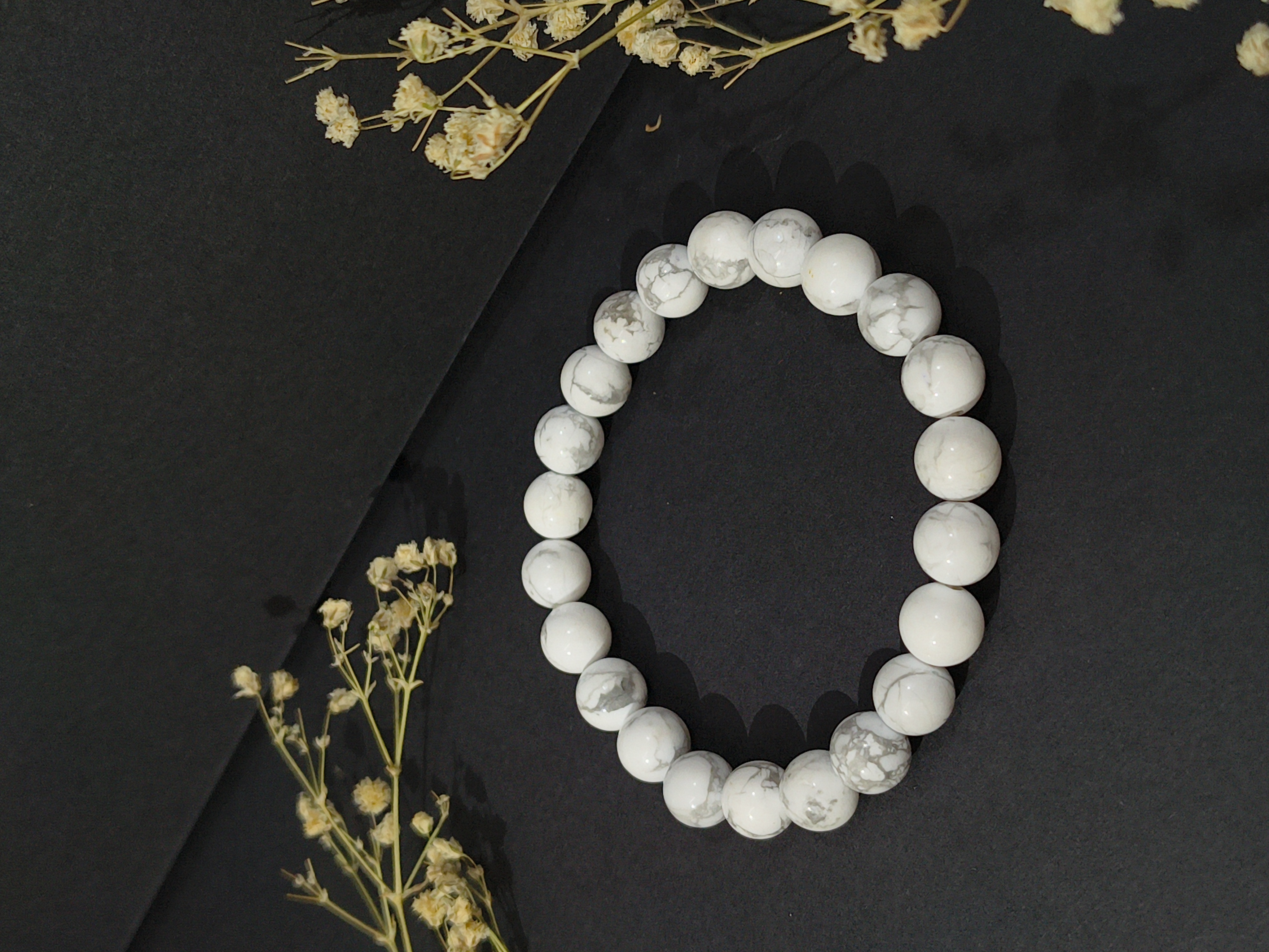 White Howlite Bead Bracelet