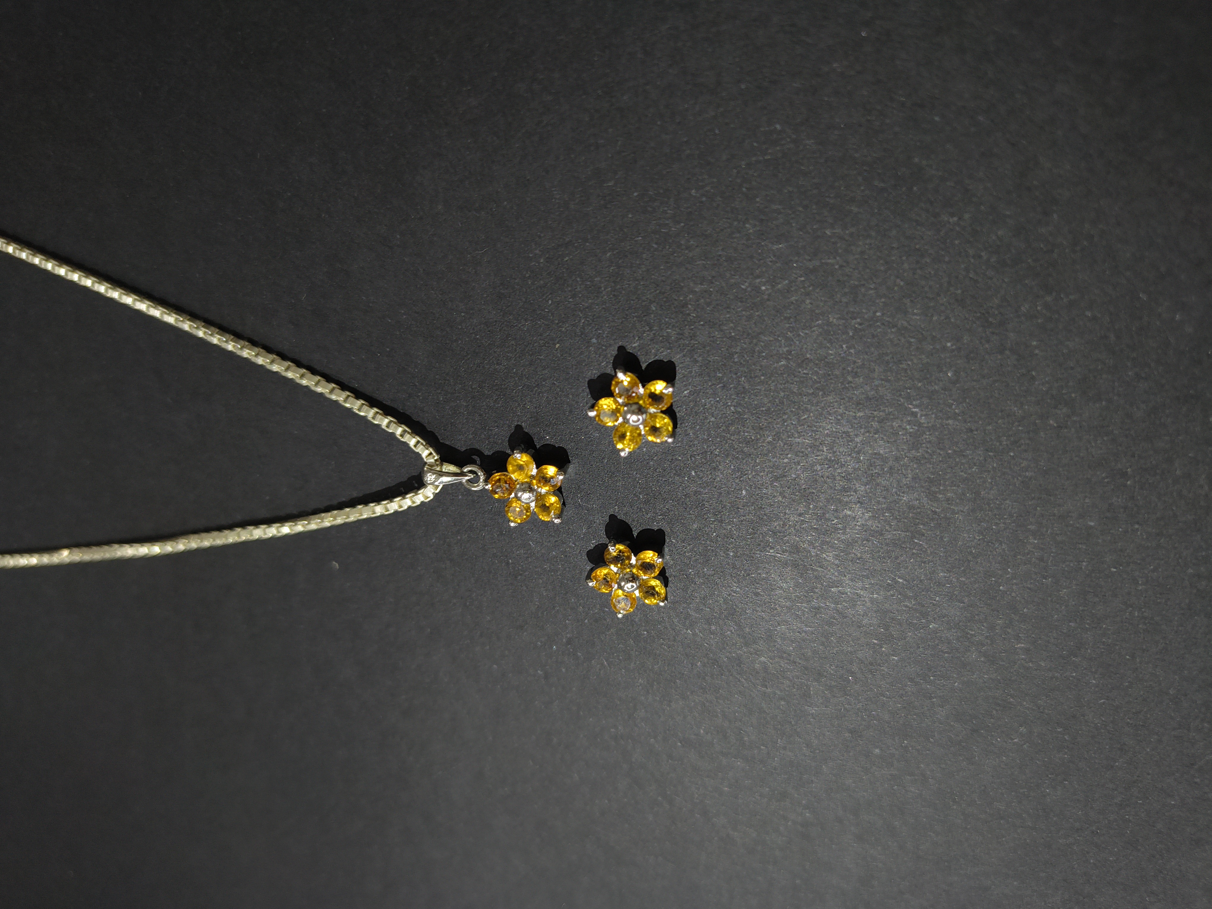 Golden topaz Floral Jewelry Set