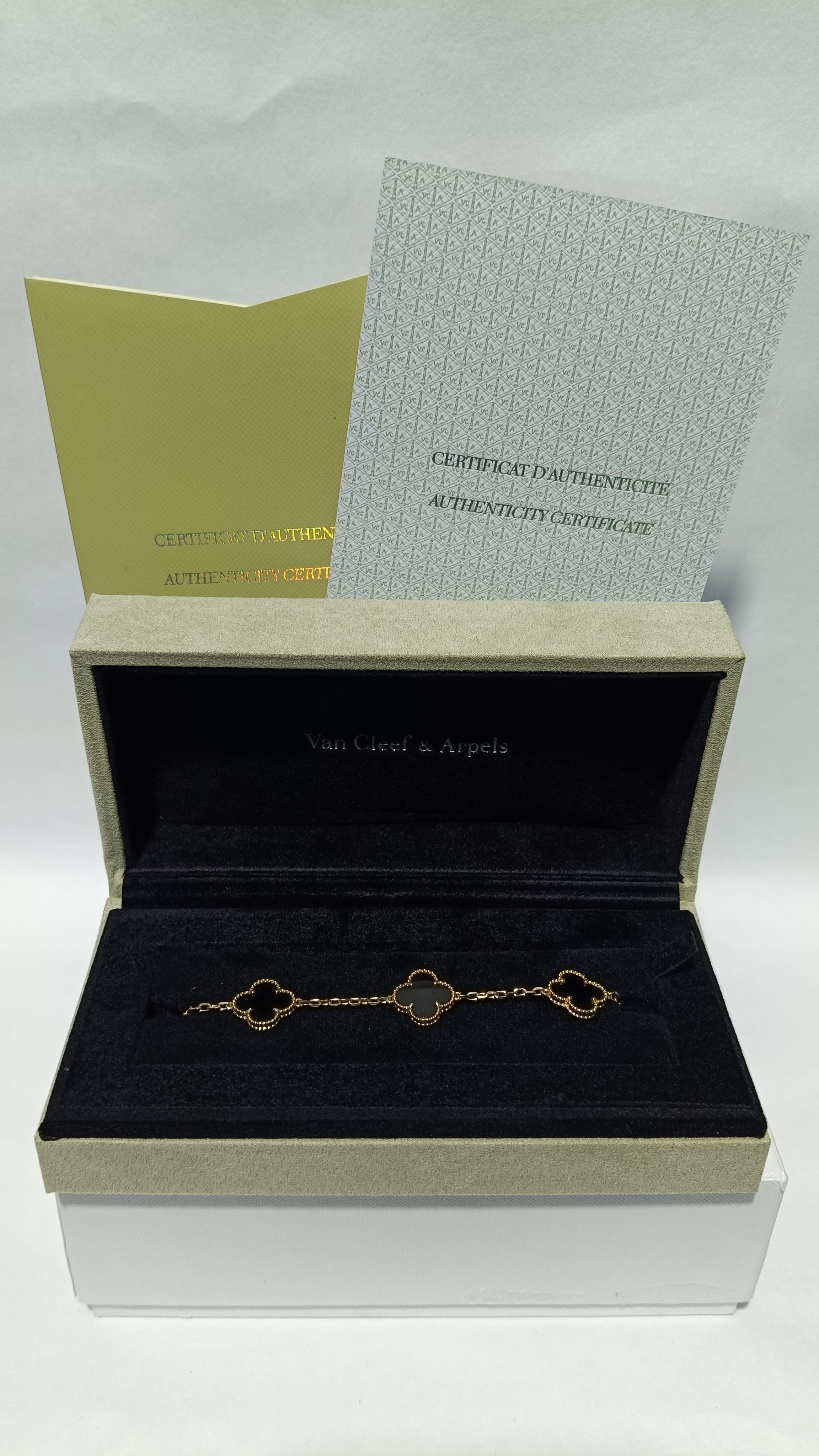 VANCLIR PLATA .925 (BAÑO DE ORO 18K)