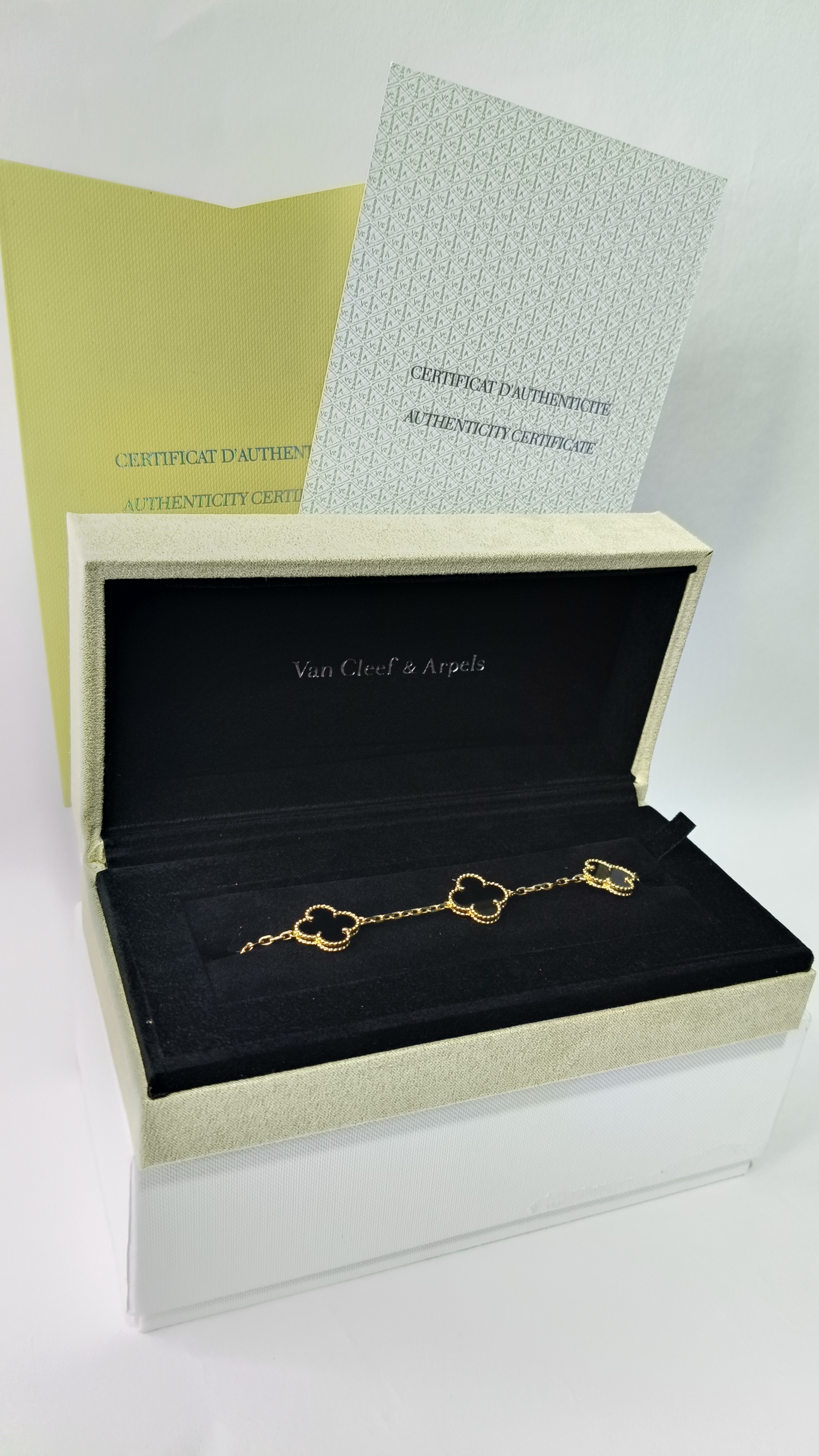 VANCLIR PLATA .925 (BAÑO DE ORO 18K)