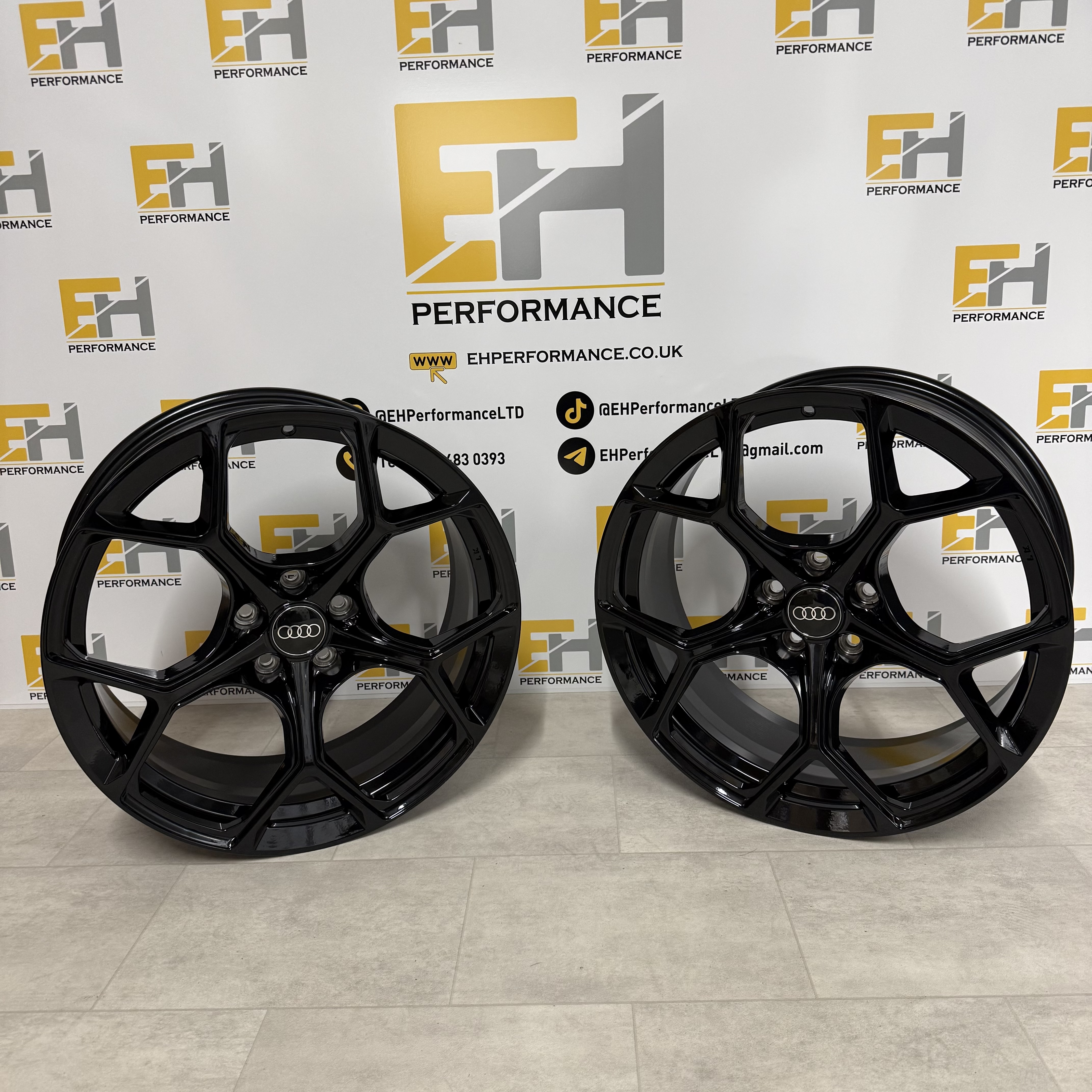 Gloss Black RS3 RS4 RS5 C8 Style Alloy Wheels 20"