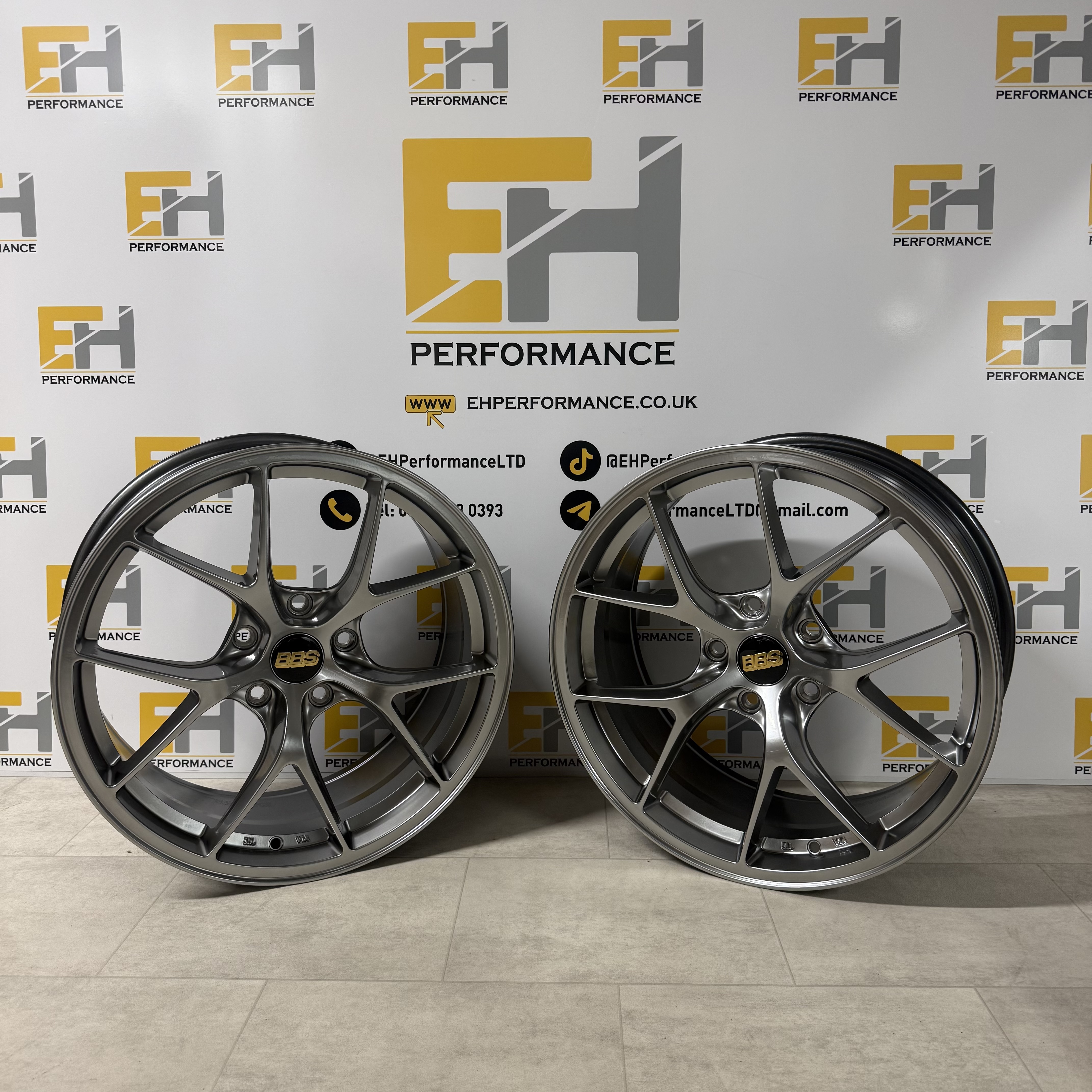 BBS CI-R Style Alloy Wheels – Hyper Black (18x8.5 ET35 5x120) – Set of 4