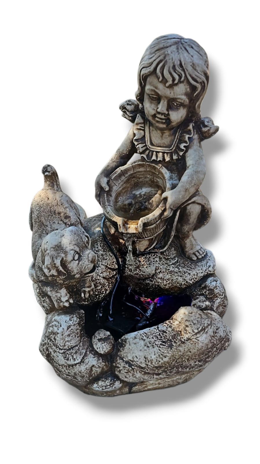 Fonte Menina com Cachorro