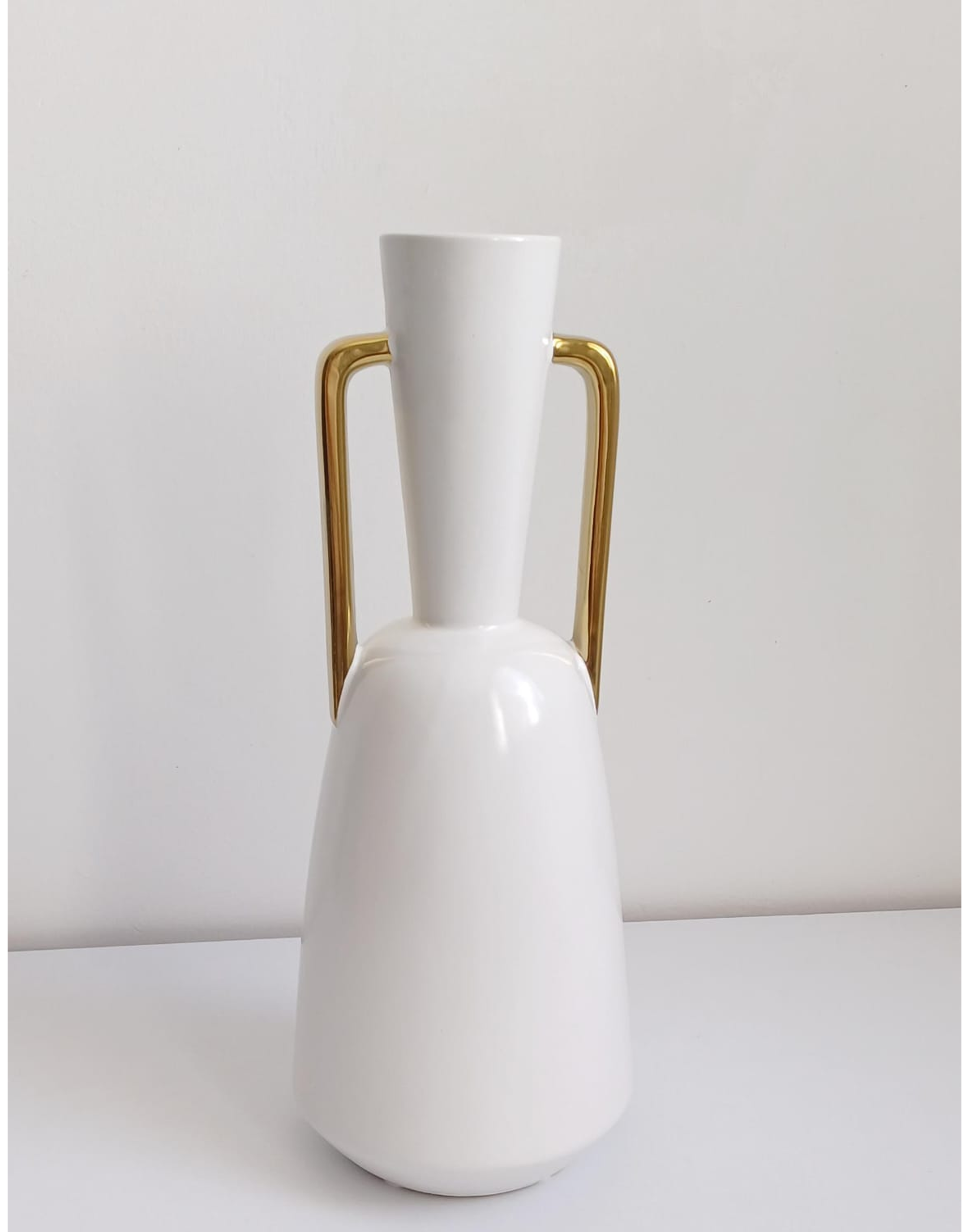 Jarrón decorativo moderno