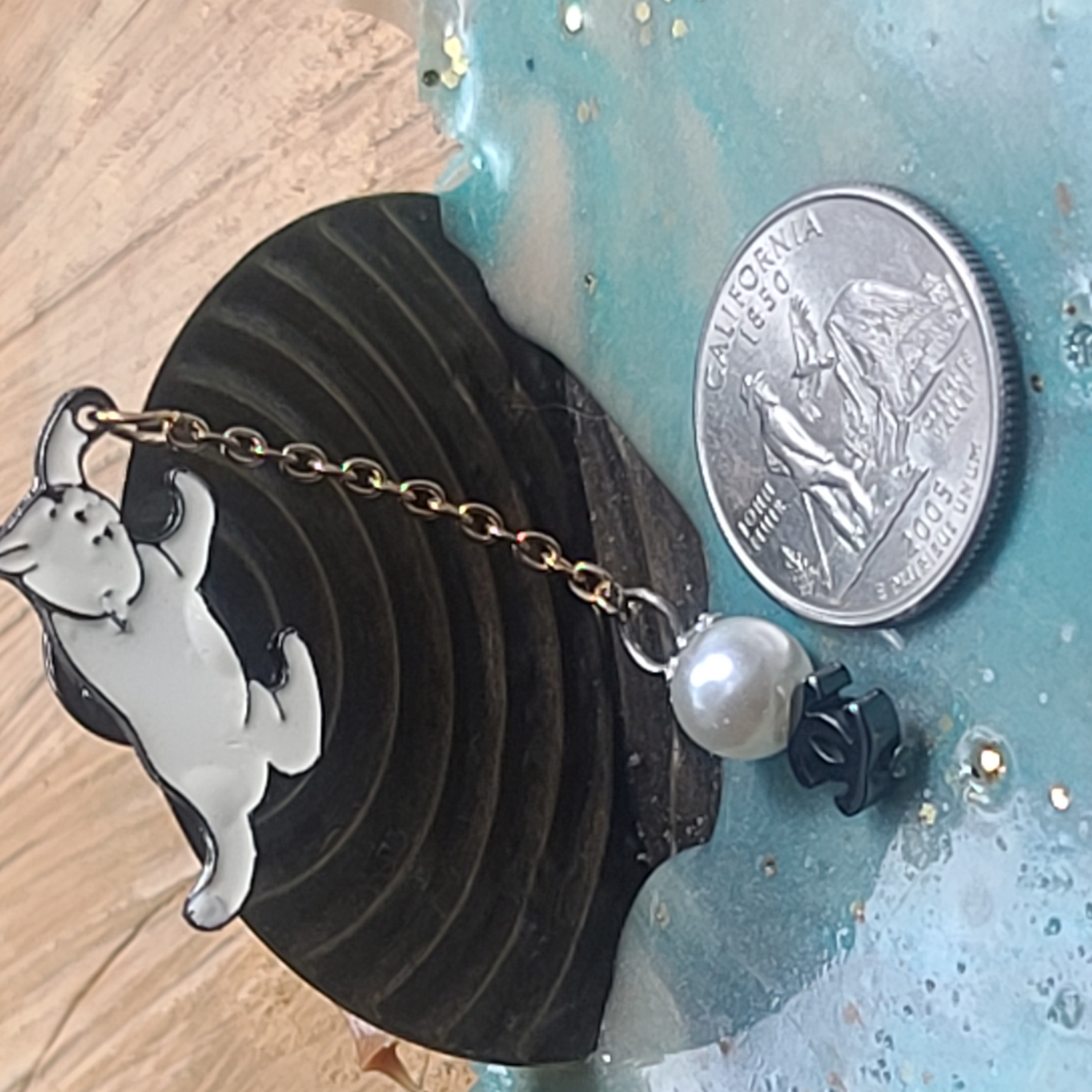 Cat and Yarn CC Brooch