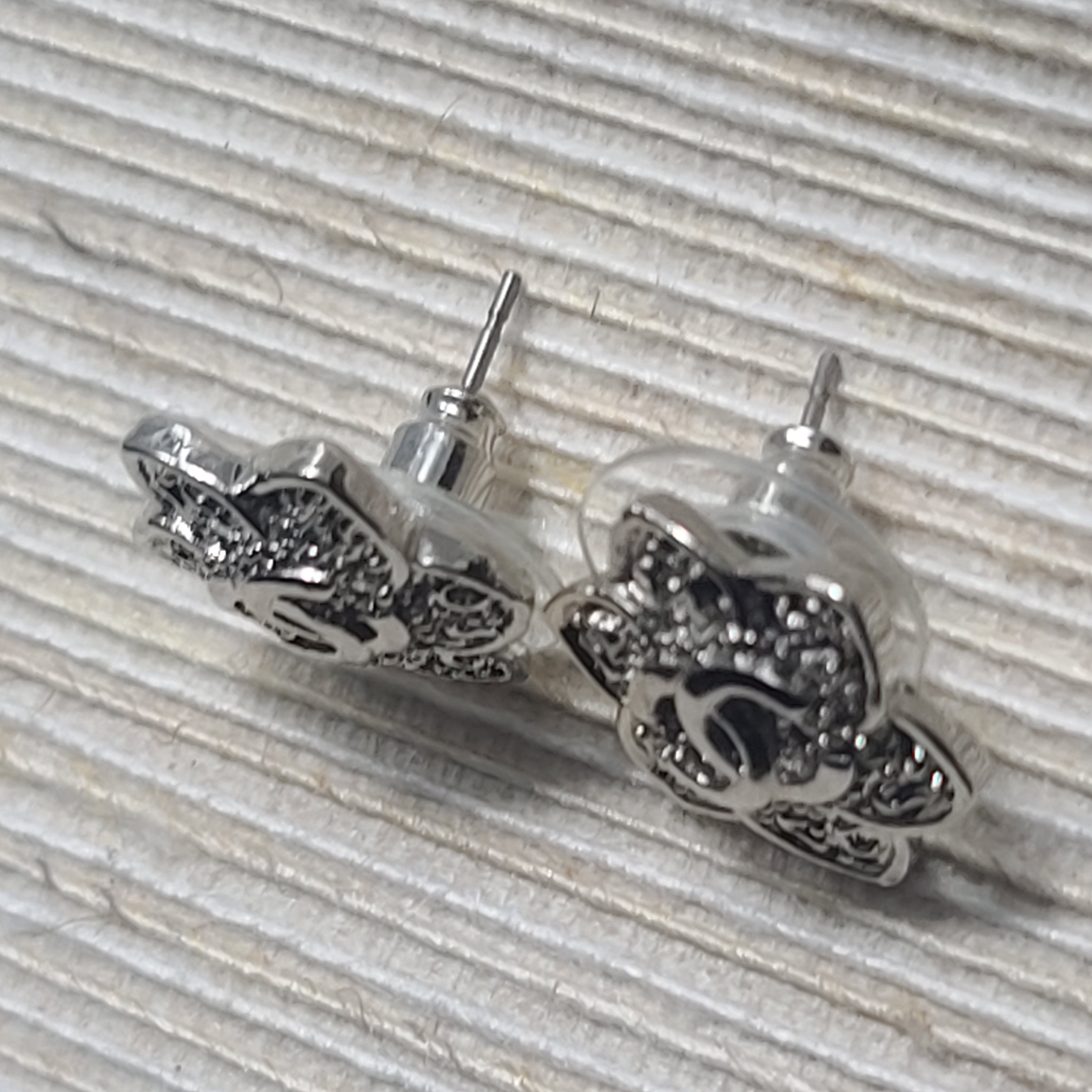 Silver CC Flower Earring
