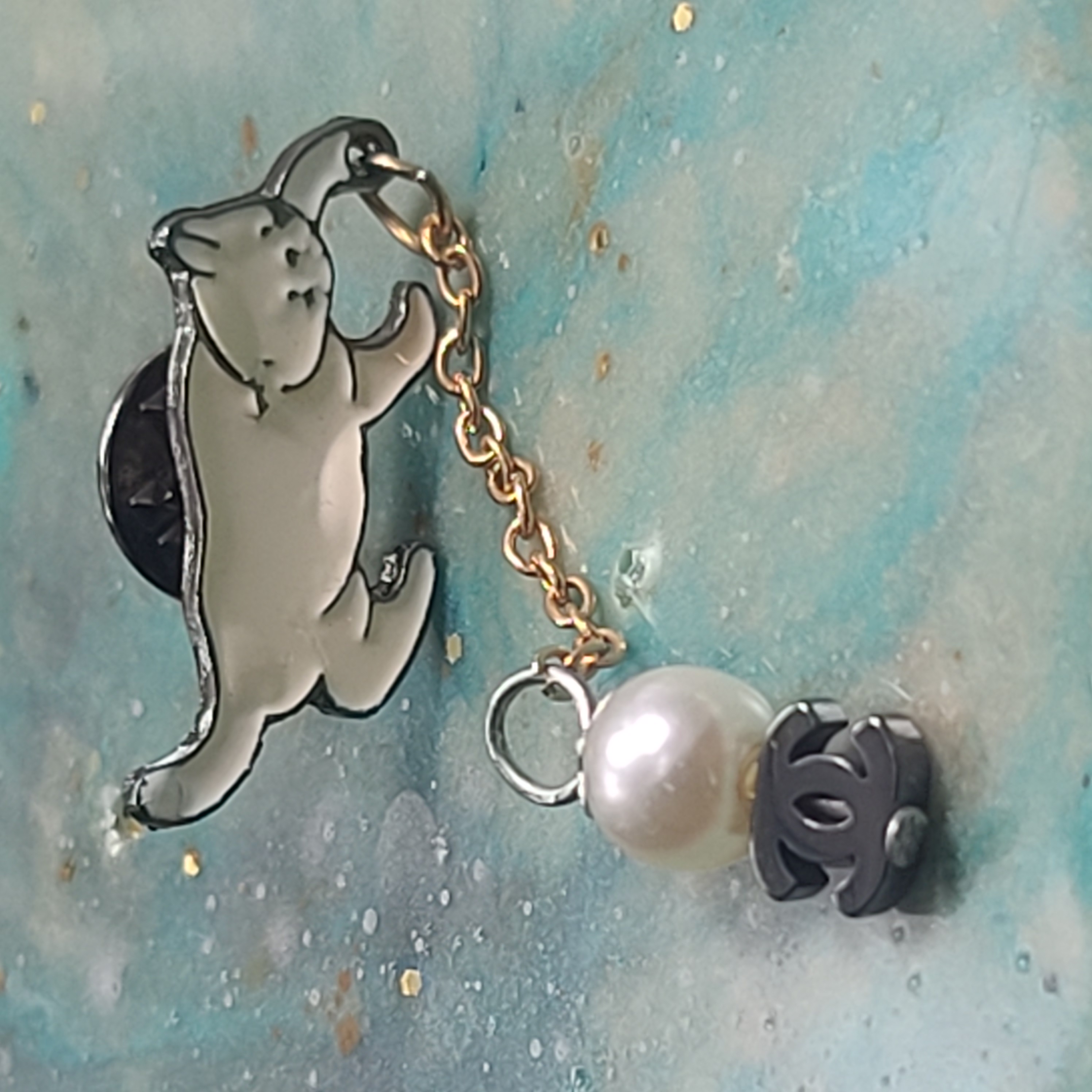 Cat and Yarn CC Brooch