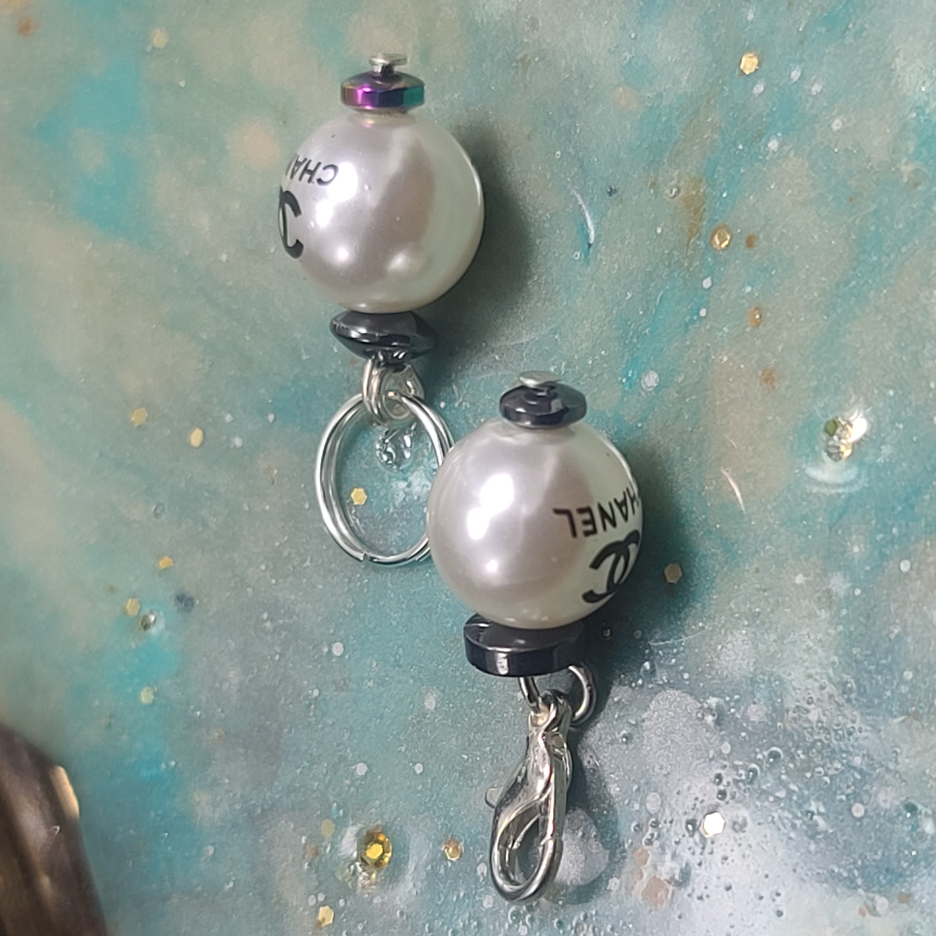 2 CC Pearl Zipper Pull