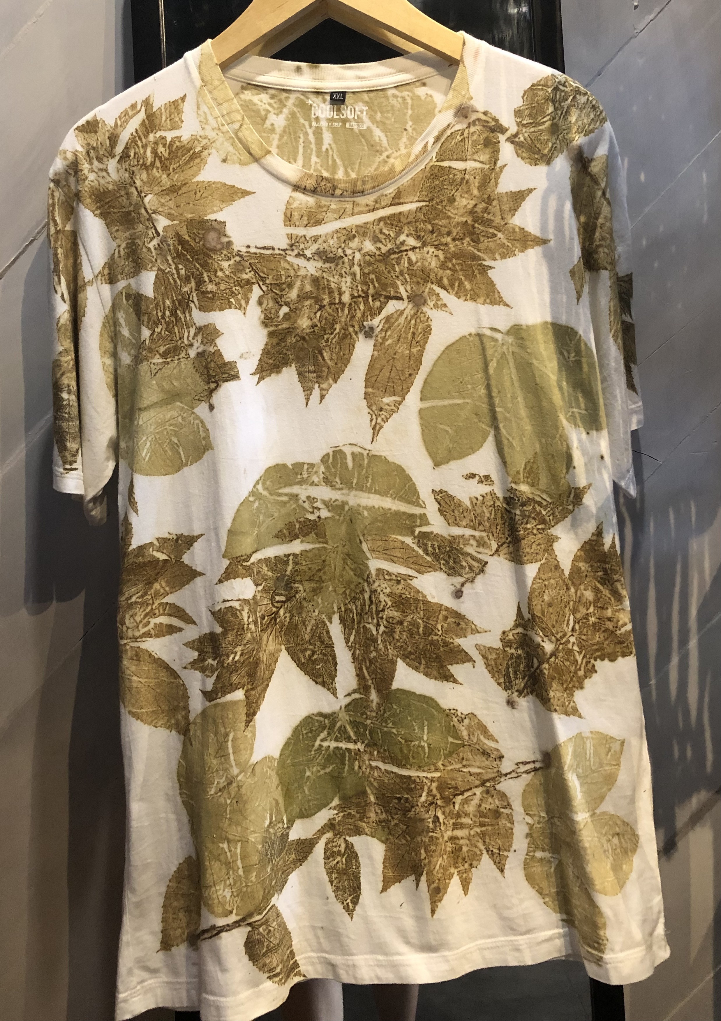 Men's Leaf Pattern T-Shirt