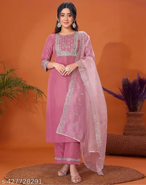 Elegant Pink Embroidered Kurta Set
